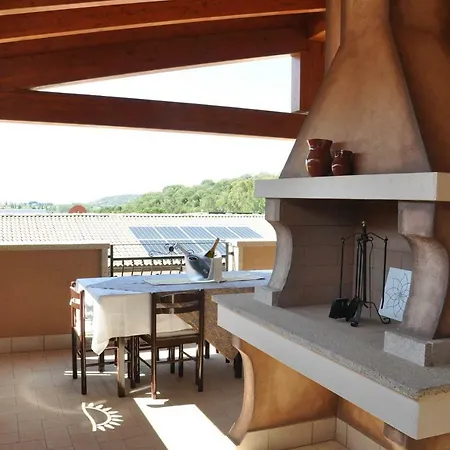 Villa 2 *